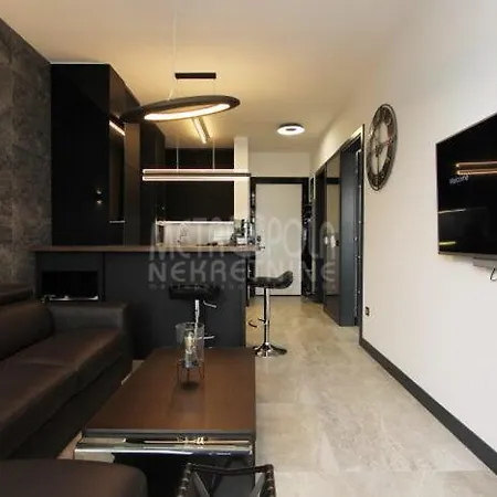דירה Penthouse Premium Deluxe With Free Garage סראייבו