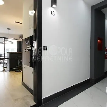 Penthouse Premium Deluxe With Free Garage דירה סראייבו