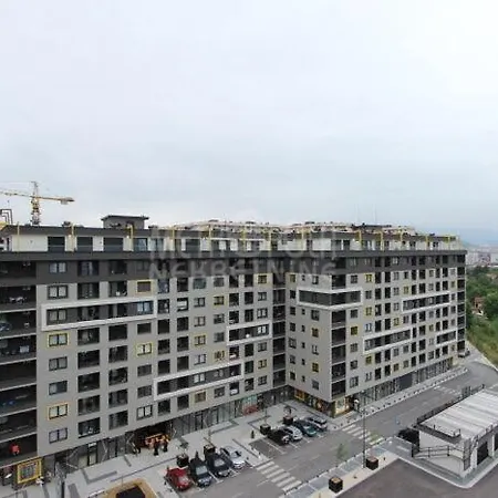 Penthouse Premium Deluxe With Free Garage סראייבו